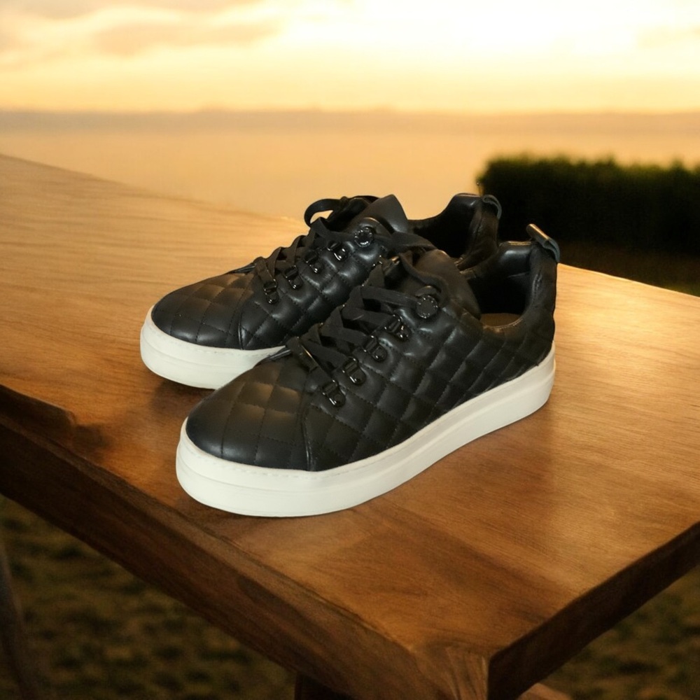 J/Slides NYC Puff Black 8.5 women tennis shoes